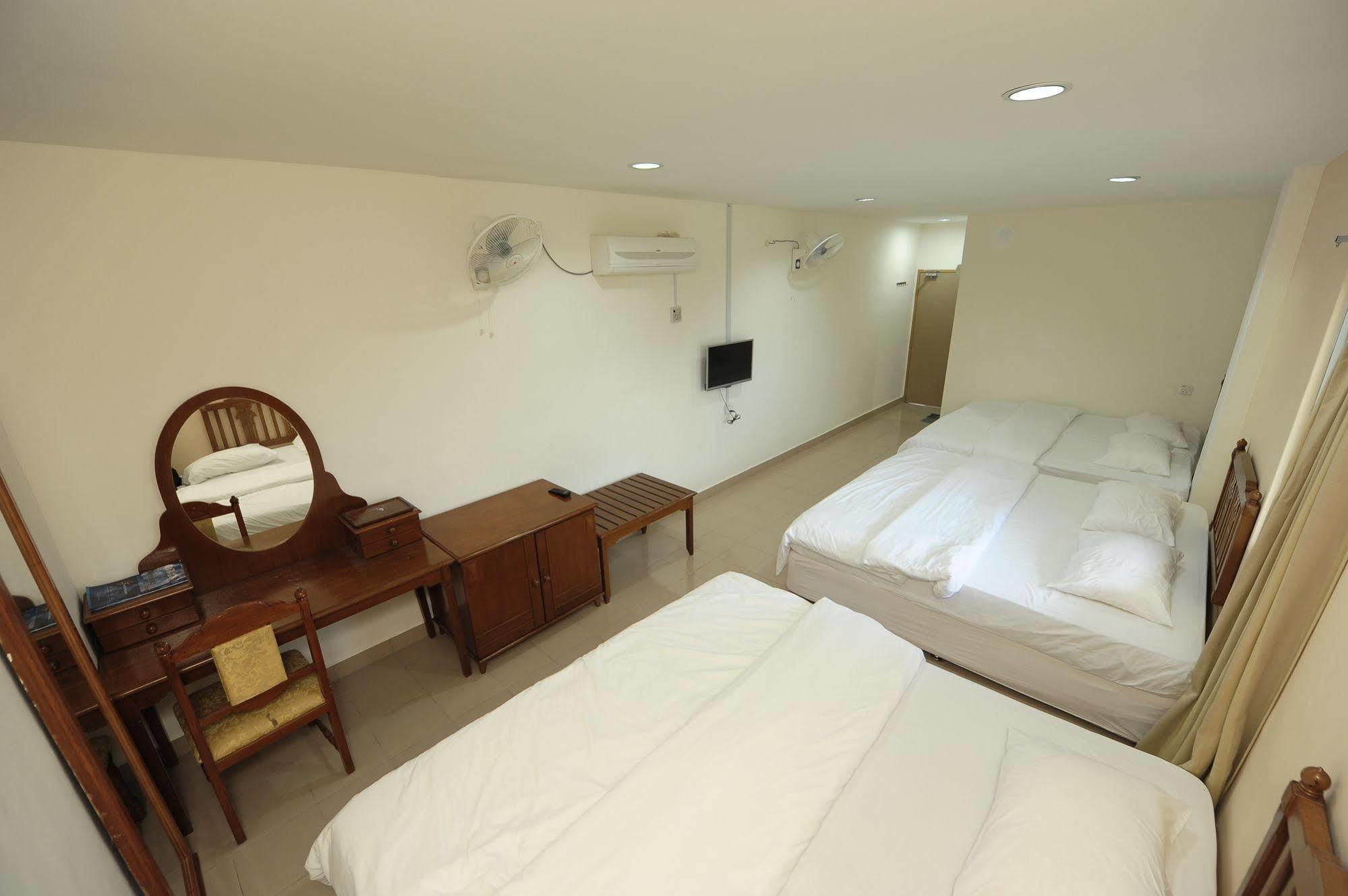Joy Motel Kuah Buitenkant foto